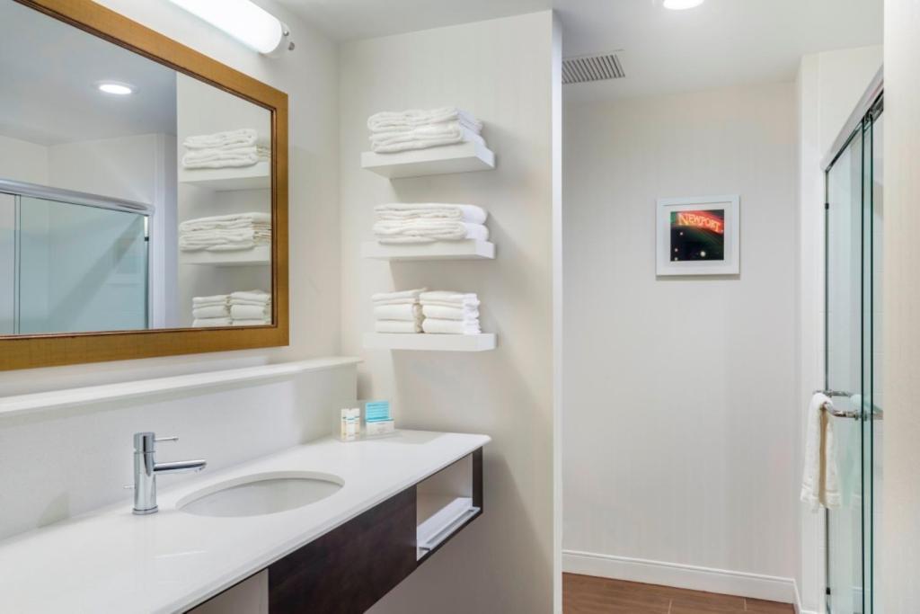 Hampton Inn & Suites Newport/Cincinnati, Ky Esterno foto