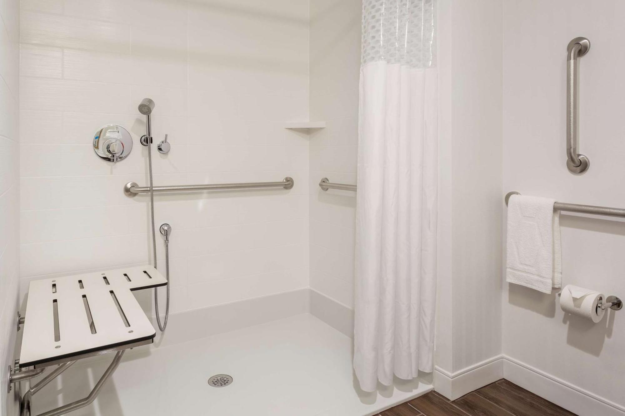 Hampton Inn & Suites Newport/Cincinnati, Ky Esterno foto