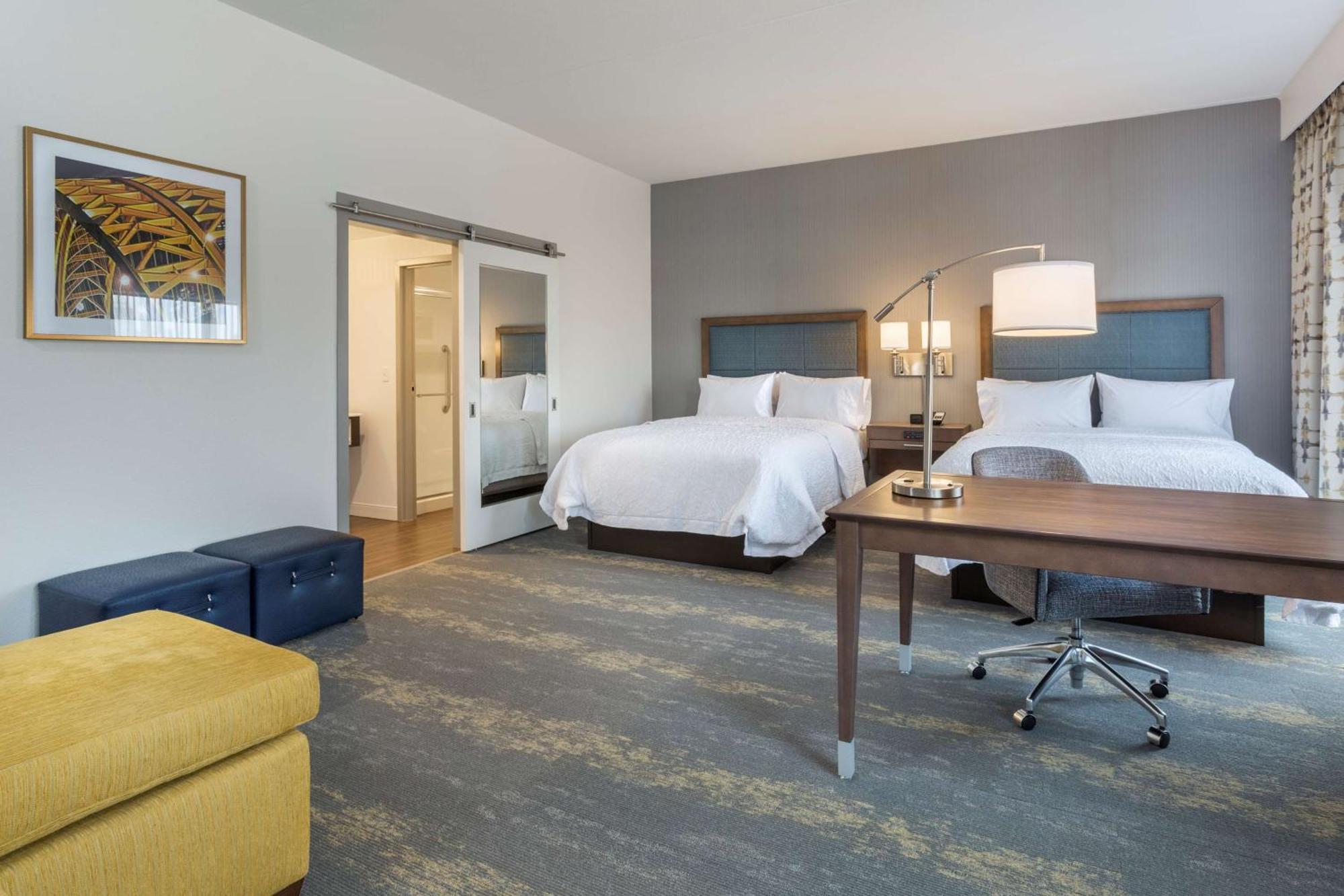 Hampton Inn & Suites Newport/Cincinnati, Ky Esterno foto
