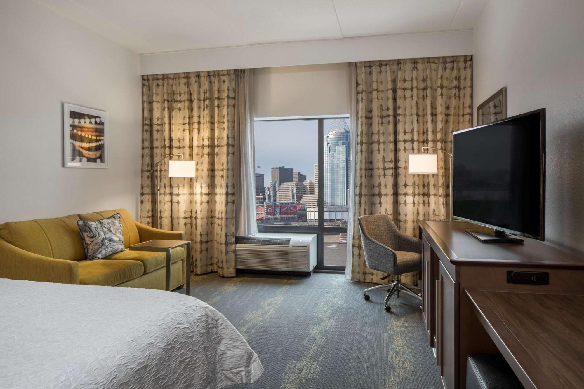 Hampton Inn & Suites Newport/Cincinnati, Ky Esterno foto