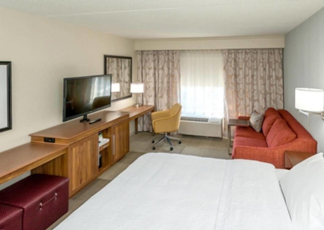 Hampton Inn & Suites Newport/Cincinnati, Ky Esterno foto